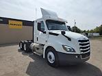 Used 2020 Freightliner Cascadia Detroit DD13 Semi Truck for sale #308031 - photo 1