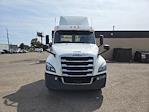Used 2020 Freightliner Cascadia Detroit DD13 Semi Truck for sale #308031 - photo 2