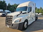 Used 2020 Freightliner Cascadia Detroit DD15AT Semi Truck with Sleeper Cab for sale #308182 - photo 3