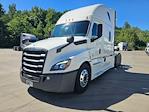 Used 2020 Freightliner Cascadia Detroit DD15AT Semi Truck with Sleeper Cab for sale #308183 - photo 3