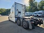 Used 2020 Freightliner Cascadia Detroit DD15AT Semi Truck with Sleeper Cab for sale #308189 - photo 5