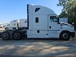 Used 2020 Freightliner Cascadia Detroit DD15AT Semi Truck with Sleeper Cab for sale #308192 - photo 8