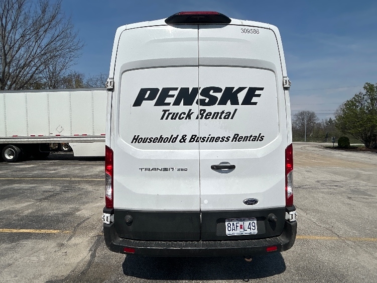 Used 2023 Ford Transit 250 - photo 9