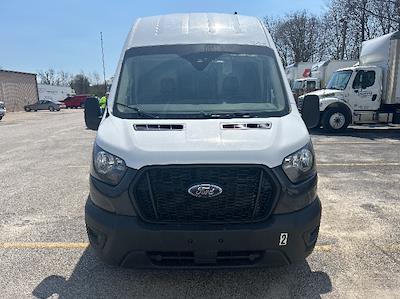 Used 2023 Ford Transit 250 - photo 2