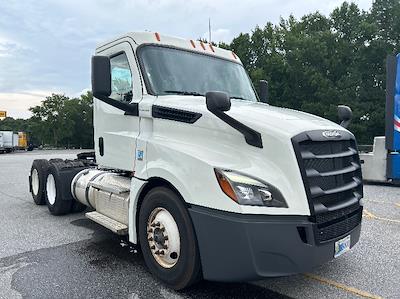Used 2020 Freightliner Cascadia Detroit DD13 Semi Truck for sale #309630 - photo 1