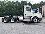 Used 2020 Freightliner Cascadia Detroit DD13 Semi Truck for sale #309630 - photo 8
