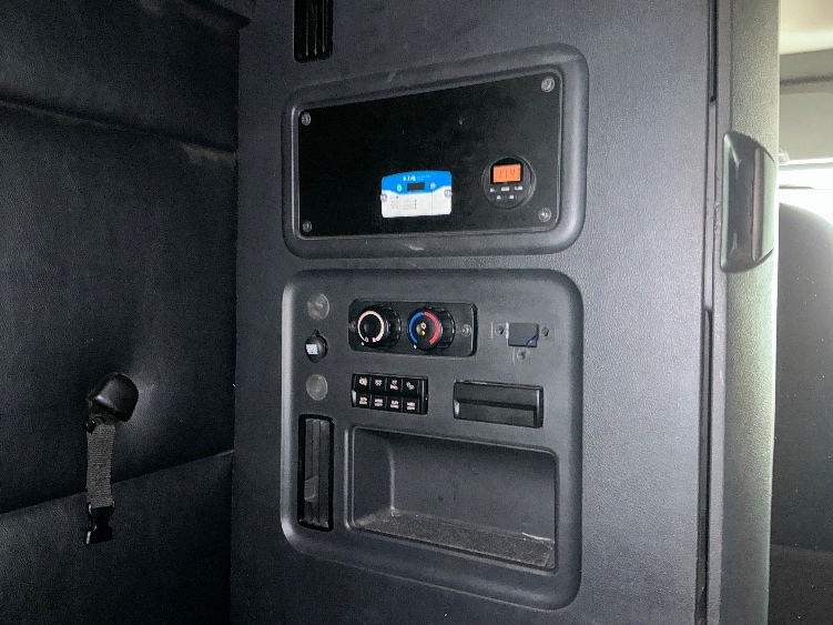 Used 2023 Freightliner Cascadia - photo 24