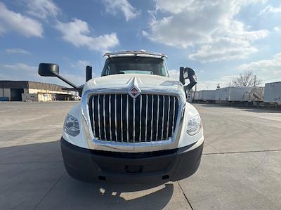 Used 2018 International LT - photo 1