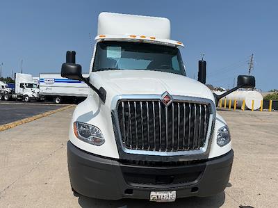 Used 2018 International LT - photo 1