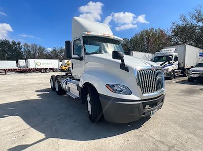 Used 2018 International LT - photo 1