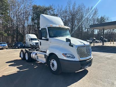 Used 2018 International LT - photo 1
