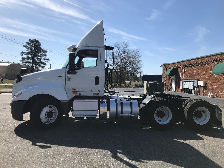 Used 2018 International LT - photo 6