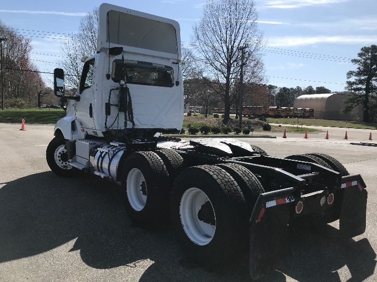 Used 2018 International LT - photo 7