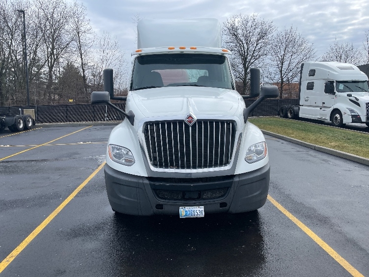 Used 2018 International LT - photo 2