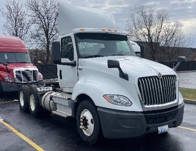 Used 2018 International LT - photo 1