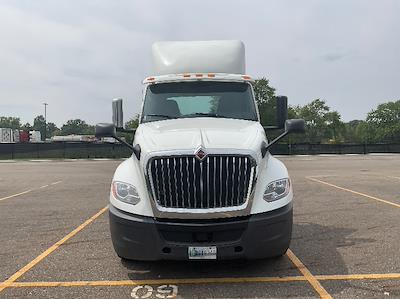 Used 2018 International LT International A26 Semi Truck for sale #313338 - photo 2