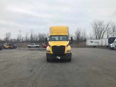 Used 2020 Freightliner Cascadia Detroit DD15AT Semi Truck for sale #315151 - photo 2