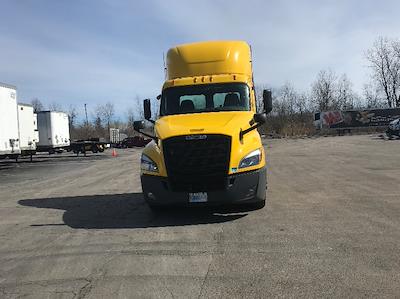 Used 2020 Freightliner Cascadia Detroit DD15AT Semi Truck for sale #315157 - photo 2