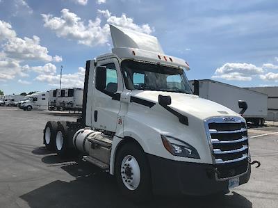 Used 2018 Freightliner Cascadia Detroit DD13 Semi Truck for sale #315212 - photo 1