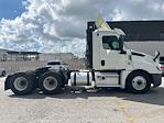 Used 2018 Freightliner Cascadia Detroit DD13 Semi Truck for sale #315281 - photo 8
