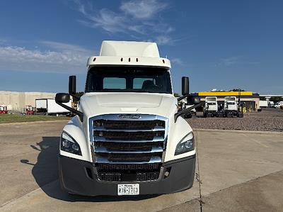 Used 2018 Freightliner Cascadia Detroit DD13 Semi Truck for sale #315289 - photo 2
