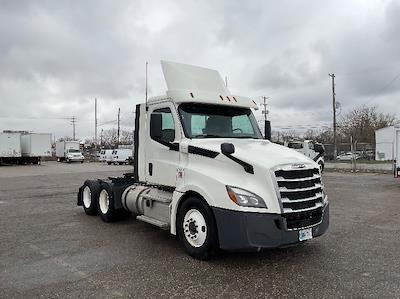 Used 2018 Freightliner Cascadia Detroit DD13 Semi Truck for sale #315314 - photo 1