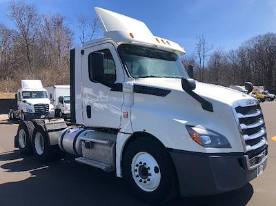 Used 2018 Freightliner Cascadia Detroit DD13 Semi Truck for sale #315323 - photo 1