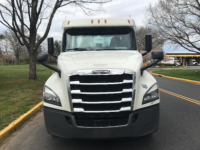 Used 2018 Freightliner Cascadia Detroit DD13 Semi Truck for sale #315355 - photo 2