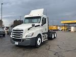 Used 2018 Freightliner Cascadia Detroit DD13 Semi Truck for sale #315772 - photo 3