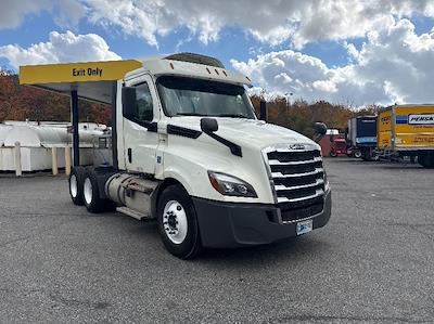Used 2018 Freightliner Cascadia Detroit DD13 Semi Truck for sale #315990 - photo 1
