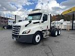 Used 2018 Freightliner Cascadia Detroit DD13 Semi Truck for sale #315990 - photo 3