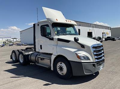 Used 2018 Freightliner Cascadia Detroit DD13 Semi Truck for sale #316019 - photo 1