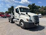 Used 2018 Freightliner Cascadia Detroit DD13 Semi Truck for sale #316072 - photo 1