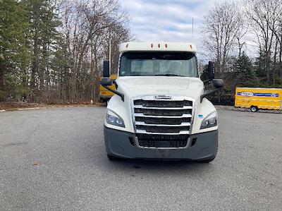 Used 2018 Freightliner Cascadia Detroit DD13 Semi Truck for sale #316331 - photo 2
