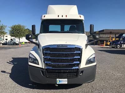 Used 2018 Freightliner Cascadia Detroit DD13 Semi Truck for sale #316340 - photo 2
