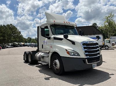 Used 2018 Freightliner Cascadia Detroit DD13 Semi Truck for sale #316353 - photo 1