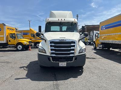 Used 2018 Freightliner Cascadia Detroit DD13 Semi Truck for sale #316357 - photo 2