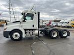 Used 2018 Freightliner Cascadia Detroit DD13 Semi Truck for sale #316375 - photo 4
