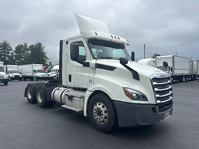 Used 2018 Freightliner Cascadia Detroit DD13 Semi Truck for sale #316395 - photo 1