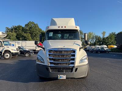 Used 2018 Freightliner Cascadia Detroit DD13 Semi Truck for sale #316402 - photo 2