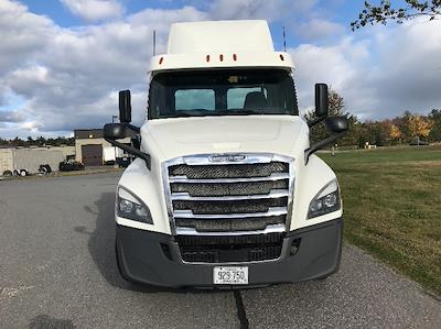 Used 2018 Freightliner Cascadia Detroit DD13 Semi Truck for sale #316433 - photo 2