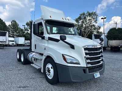 Used 2018 Freightliner Cascadia Detroit DD13 Semi Truck for sale #316558 - photo 1
