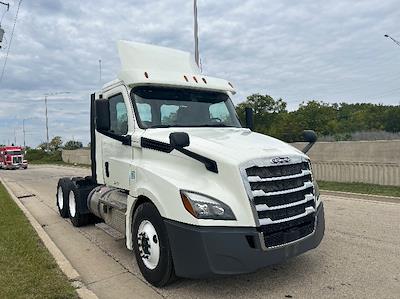 Used 2018 Freightliner Cascadia Detroit DD13 Semi Truck for sale #316645 - photo 1