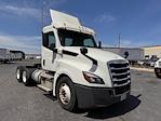 Used 2018 Freightliner Cascadia Detroit DD13 Semi Truck for sale #316745 - photo 1