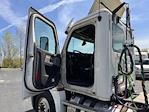 Used 2018 Freightliner Cascadia Detroit DD13 Semi Truck for sale #316745 - photo 9