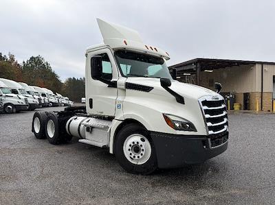 Used 2018 Freightliner Cascadia Detroit DD13 Semi Truck for sale #316753 - photo 1