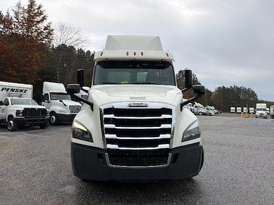 Used 2018 Freightliner Cascadia Detroit DD13 Semi Truck for sale #316753 - photo 2