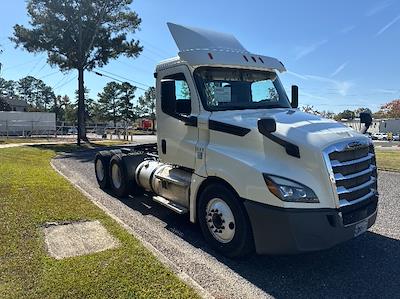 Used 2018 Freightliner Cascadia Detroit DD13 Semi Truck for sale #316806 - photo 1