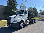Used 2018 Freightliner Cascadia Detroit DD13 Semi Truck for sale #316806 - photo 3