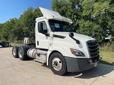 Used 2018 Freightliner Cascadia Detroit DD13 Semi Truck for sale #316884 - photo 1